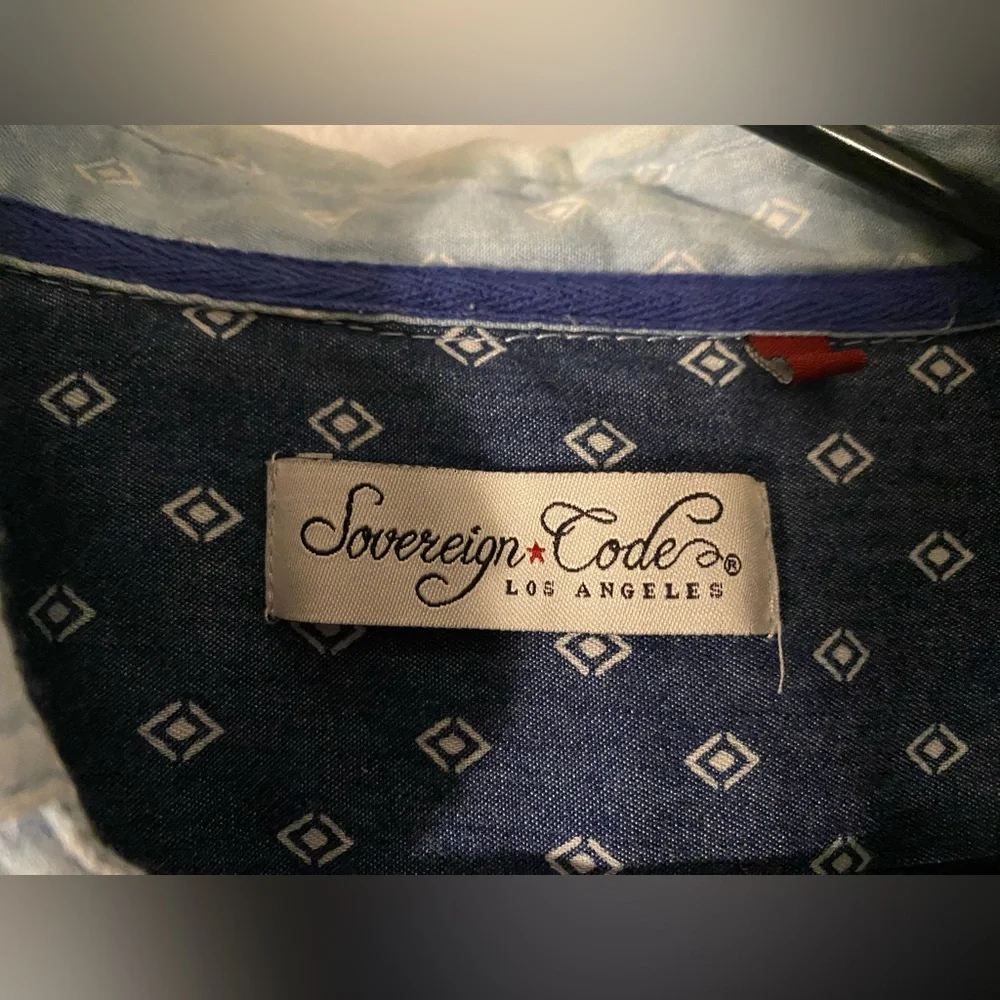 Light Blue Pattern Shirt - Picture 5 of 5